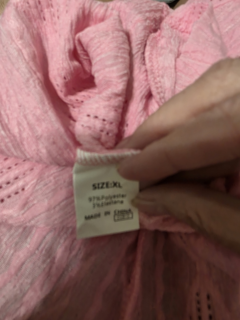 Pink Sleeveless Knit Eyelet Tank Top - Picture 3 of 4
